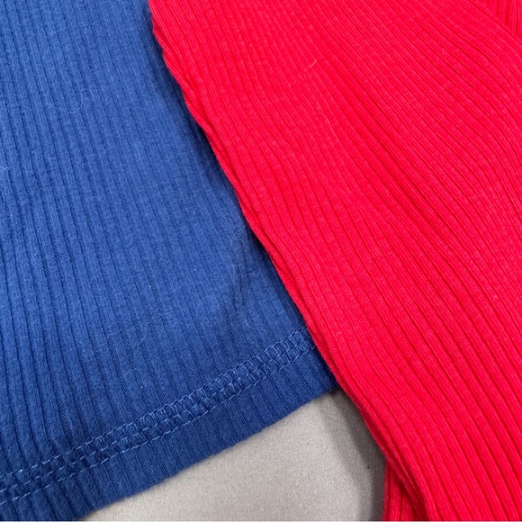 OLD NAVY bundle of two ribbed long sleeve and turtle neck, women’s M. - Picture 2 of 5